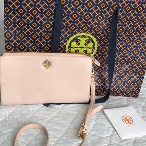 Tory Burch Brody Robinson crossbody wallet